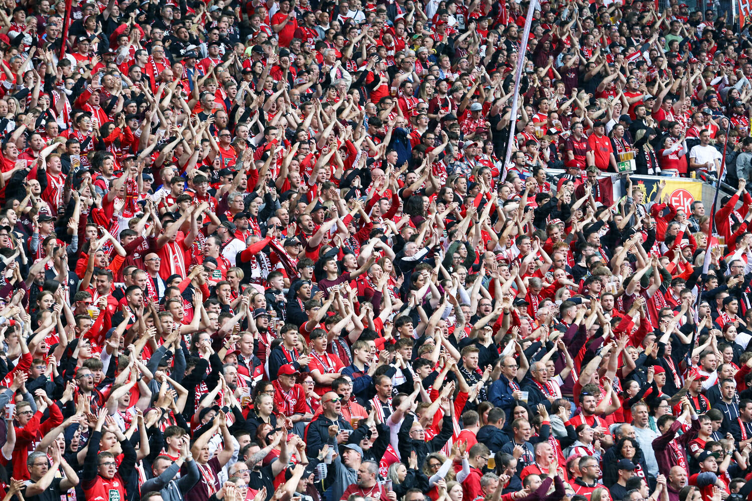 1. FC Kaiserslautern – Eintracht Braunschweig (9)