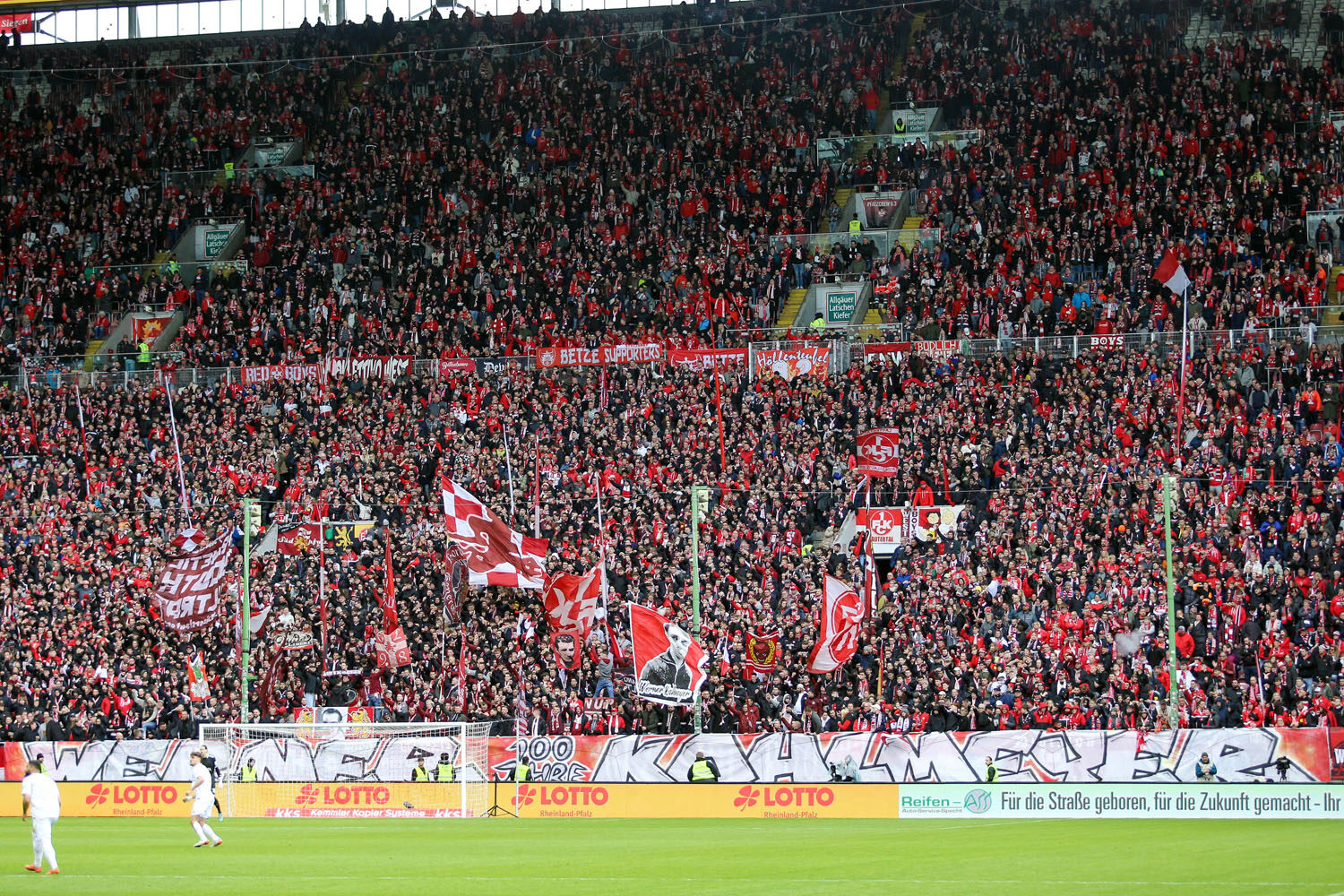 1. FC Kaiserslautern – SV Wehen 1-1 (2)