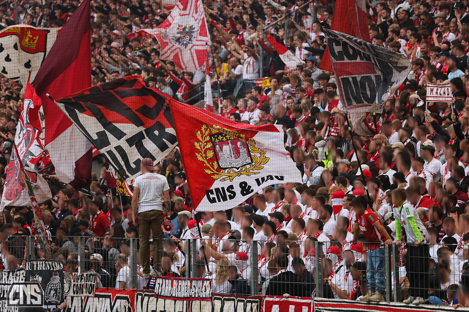 1. FC Köln – Karlsruher SC 4-4 (74)