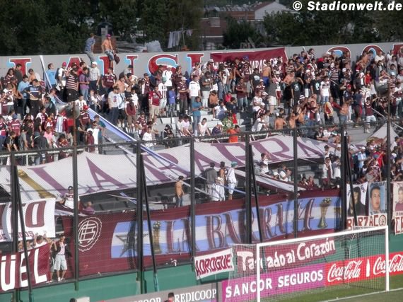 CA Lanús vs UAI Urquiza (1-0) (2)