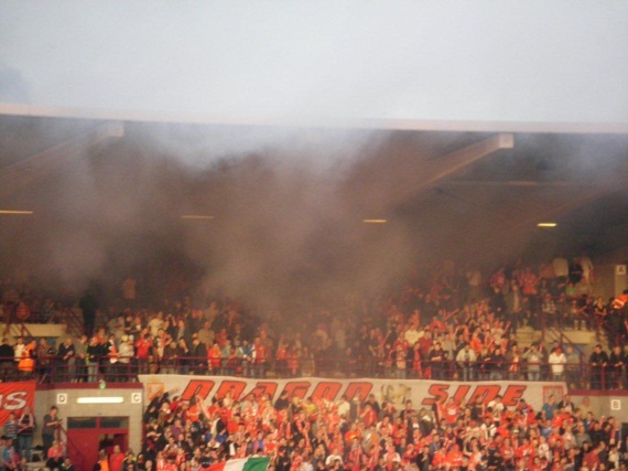 RAEC Mons vs Standard Lüttich (3-1) (4)