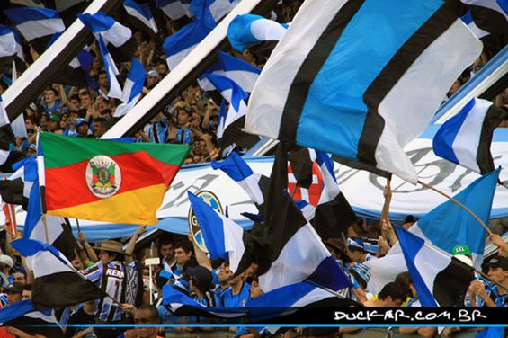 Gremio Porto Alegre vs Internacional Porto Alegre (2-2) (1)