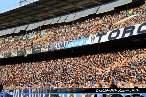 Gremio Porto Alegre vs Internacional Porto Alegre (2-2) (9)