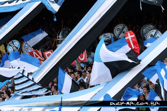 Gremio Porto Alegre vs Internacional Porto Alegre (2-2) (26)