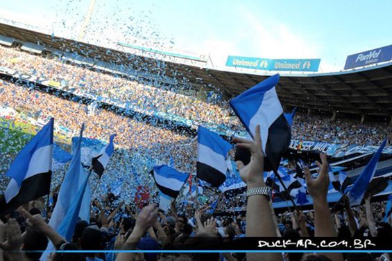 Gremio Porto Alegre vs Internacional Porto Alegre (2-2) (28)
