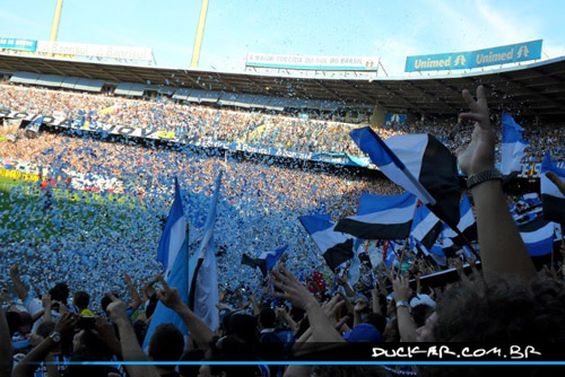 Gremio Porto Alegre vs Internacional Porto Alegre (2-2) (30)