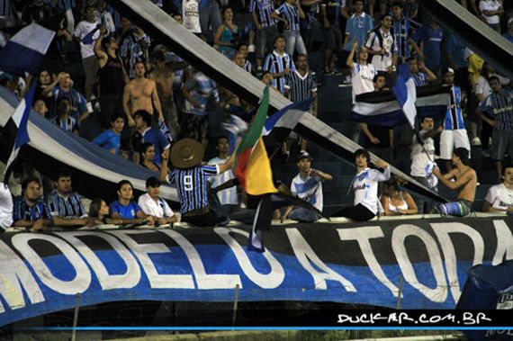 Gremio Porto Alegre vs Sao Jose (2-1) (8)