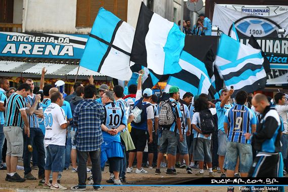 Gremio Porto Alegre vs Atletico Parananse (1-0) (1)