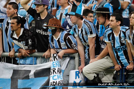 Gremio Porto Alegre vs Atletico Parananse (1-0) (3)
