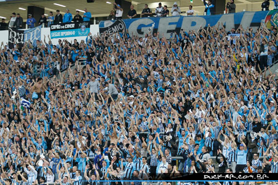 Gremio Porto Alegre vs Fluminense (2-0) (8)