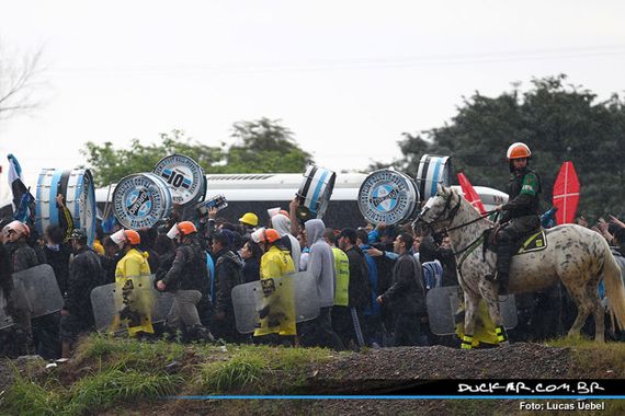 Internacional Porto Alegre vs Gremio Porto Alegre (2-0) (14)