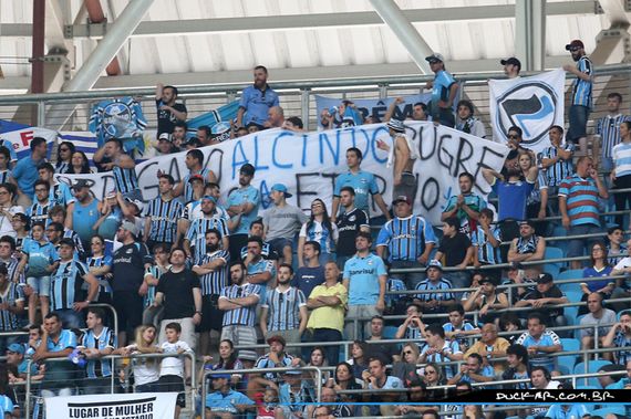 Gremio Porto Alegre vs Atletico Mineiro (1-1) (7)