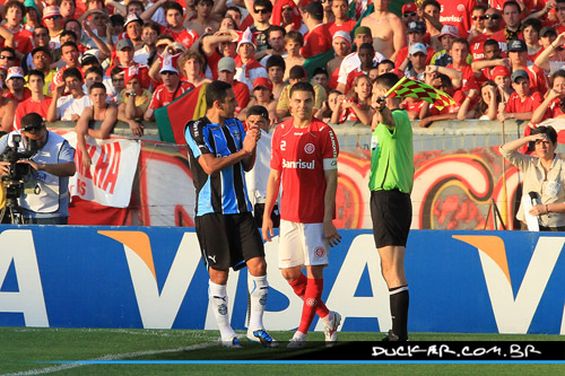 Gremio Porto Alegre vs Internacional Porto Alegre (2-2) (1)