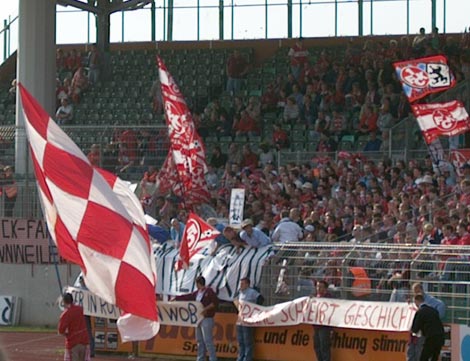 VfL Wolfsburg vs 1. FC Kaiserslautern (2-0)