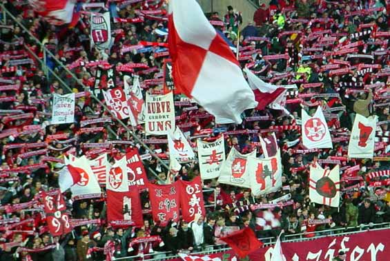 1. FC Kaiserslautern vs FC Schalke 04 (0-2)