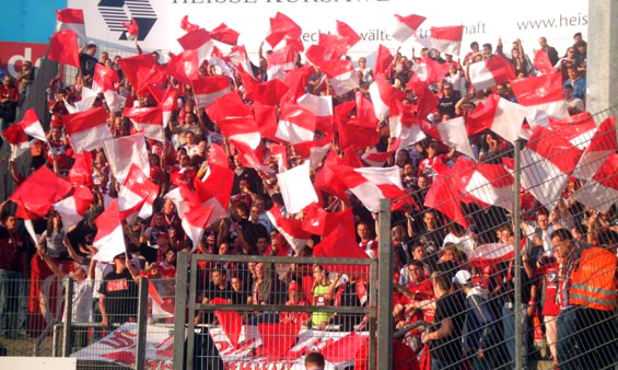 SpVgg Unterhaching vs 1. FC Kaiserslautern (1-1)
