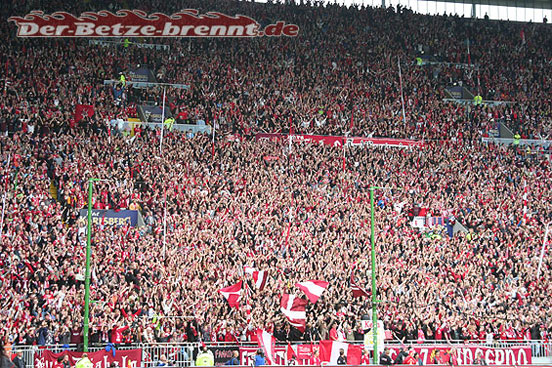 1. FC Kaiserslautern vs FC St. Pauli (4-1)