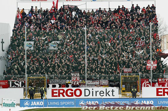 SpVgg Fürth vs 1. FC Kaiserslautern (3-0)