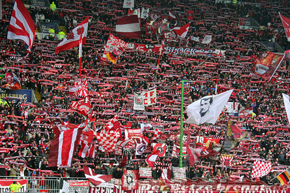 1. FC Kaiserslautern vs Rot-Weiß Ahlen (0-0)