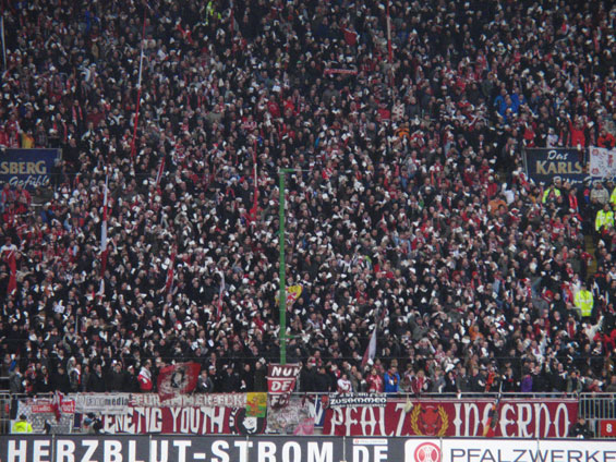1. FC Kaiserslautern vs SC Paderborn (3-0)