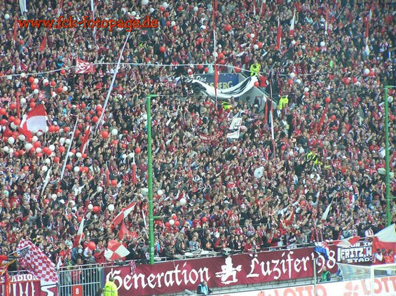 1. FC Kaiserslautern vs FC Augsburg (1-1)