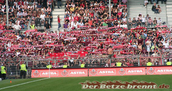 FC St. Pauli vs 1. FC Kaiserslautern (1-2)