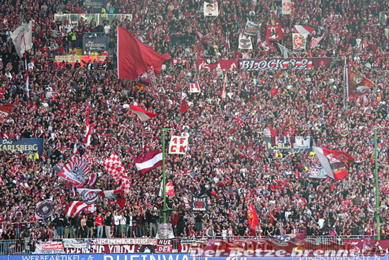 1. FC Kaiserslautern vs Karlsruher SC (2-0)