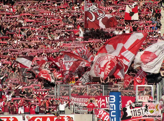 VfB Stuttgart vs 1. FC Kaiserslautern (2-4)