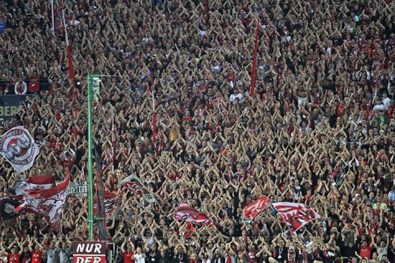 1. FC Kaiserslautern vs VfB Stuttgart (0-2)