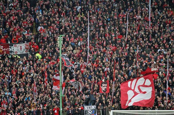 1. FC Kaiserslautern vs FC Erzgebirge Aue (1-0)