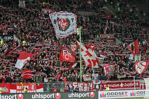 1. FC Kaiserslautern vs SpVgg Fürth (2-1)