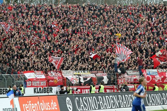 Karlsruher SC vs 1. FC Kaiserslautern (0-0)
