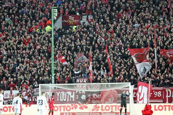 1. FC Kaiserslautern vs Würzburger Kickers (1-0)