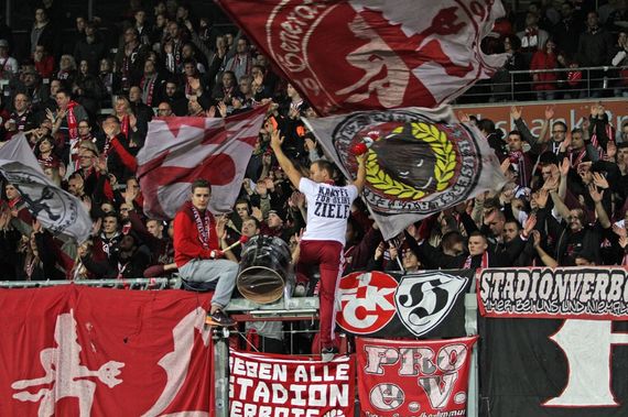 Eintracht Braunschweig vs 1. FC Kaiserslautern (1-0)