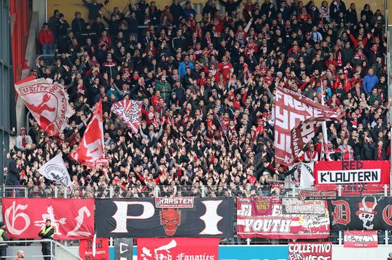 SSV Jahn Regensburg vs 1. FC Kaiserslautern (3-1)