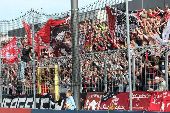 TSV 1860 München vs 1. FC Kaiserslautern (3-1)