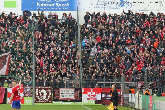SpVgg Unterhaching vs 1. FC Kaiserslautern (1-1)