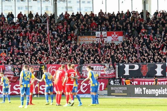 Eintracht Braunschweig vs 1. FC Kaiserslautern (2-0)