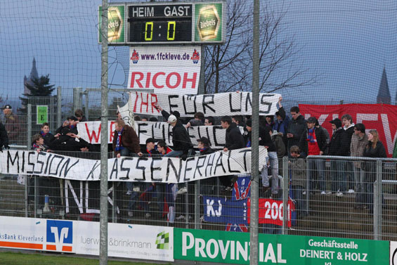 1. FC Kleve vs 1. FC Köln II (2-5)