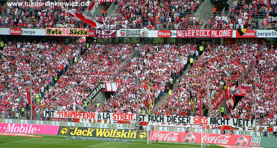 1. FC Köln vs 1. FC Kaiserslautern (2-3)