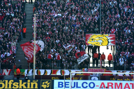 1. FC Köln vs SV Wehen Wiesbaden (2-1)