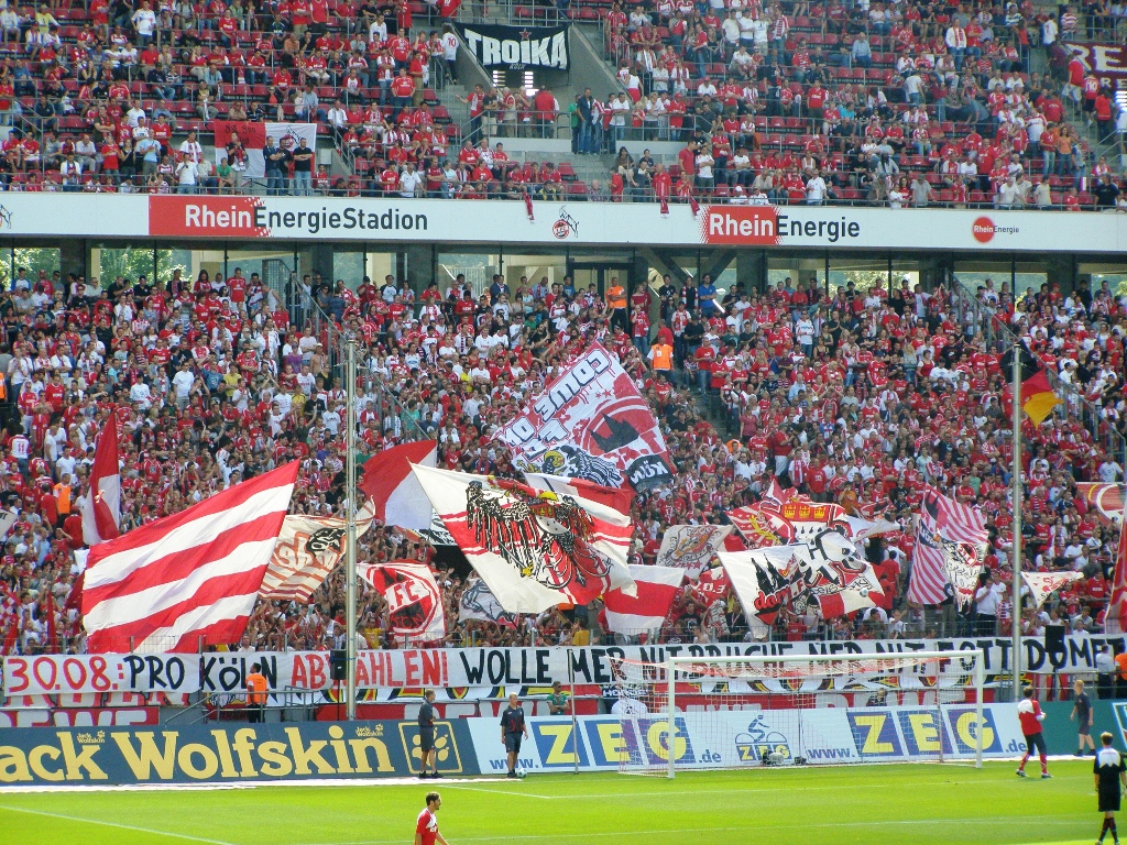 1. FC Köln vs Eintracht Frankfurt (0-0)
