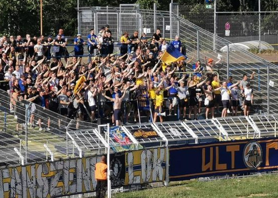 1. FC Lokomotive Leipzig vs FC Carl Zeiss Jena (0-0)