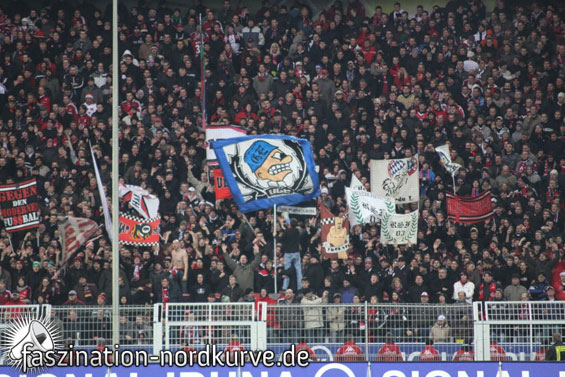 Borussia Dortmund vs 1. FC Nürnberg (4-0)