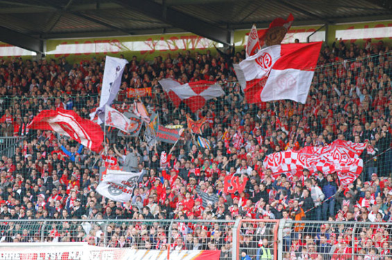 1. FSV Mainz 05 vs VfL Wolfsburg (0-2)