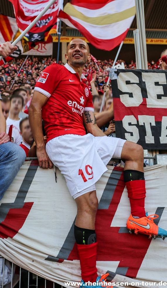 1. FSV Mainz 05 vs FC Augsburg (2-1)