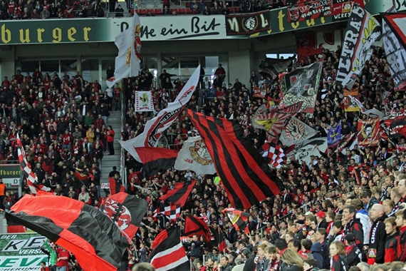 Bayer 04 Leverkusen vs 1. FC Kaiserslautern (3-1)