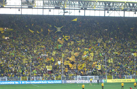 Borussia Dortmund vs FC Energie Cottbus (2-3)