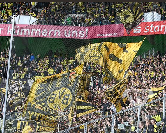 Borussia Mönchengladbach vs Borussia Dortmund (2-0)