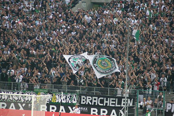 Borussia Mönchengladbach vs FC St. Pauli (1-2)